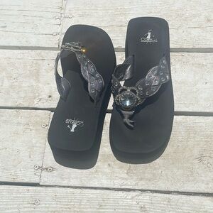 Corkys flip flops, never worn outside